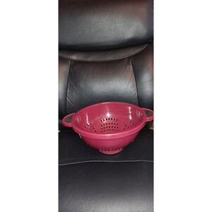 Farberware Red Colander With Soft Grip Handles 5 Qt Drainer